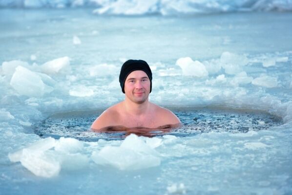 Bathing in the hole as a method of preventing prostatitis